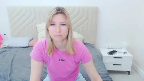 incredible_ariela online show from 06.02.26