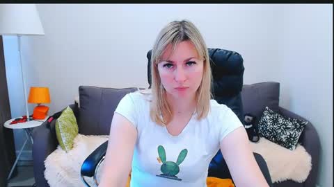 incredible_ariela online show from 07.29.26