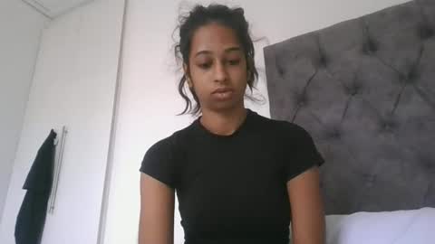 Snapshot of indanbella19 chatting on 04.18.26 indanbella19 online show from 04.18.26