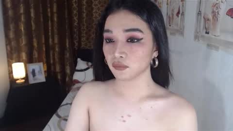 indestructabletrixie online show from 03.11.25