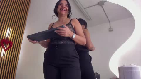 Snapshot of indi_catalina chatting on 04.11.26 Indi Catalina online show from 04.11.26