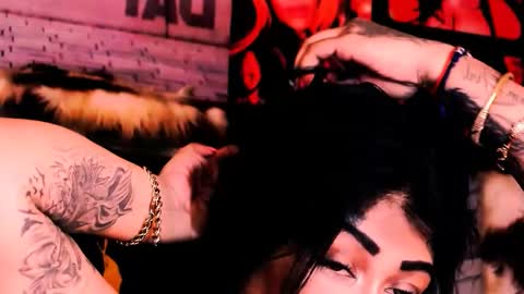Snapshot of indian_dreamgirl chatting on 04.27.26 Bella Ambrosia online show from 04.27.26