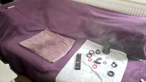 Snapshot of indian_exhibitionist chatting on 09.28.25 indian_exhibitionist online show from 09.28.25