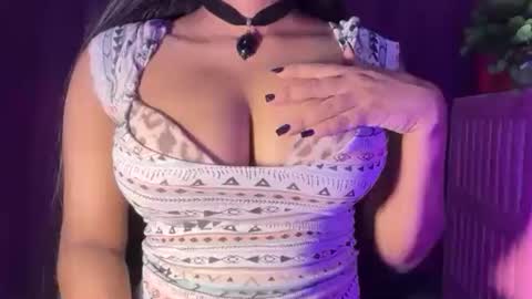 Raya  online show from 12.14.25