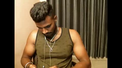 Snapshot of indianbull2023 chatting on 05.17.26 indian slim boy with big for u online show from 05.17.26