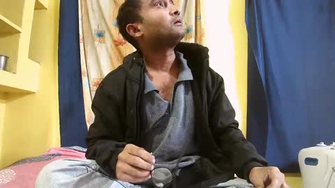 Snapshot of indiancumking chatting on 12.31.24 inindiancumking online show from 12.31.24