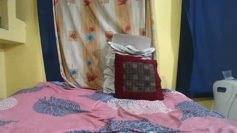 Snapshot of indiancumking chatting on 01.24.25 inindiancumking online show from 01.24.25