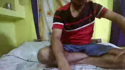 Snapshot of indiancumking chatting on 02.26.25 inindiancumking online show from 02.26.25