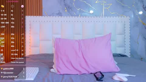 LITTLE AINHOA  online show from 02.14.26