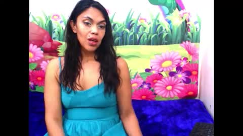 Lia online show from 10.16.25