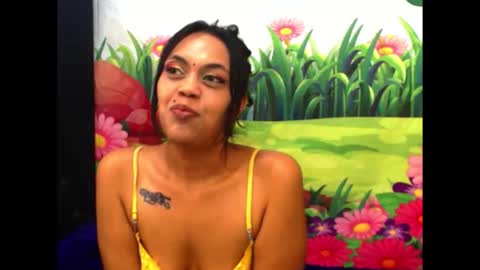 Lia online show from 10.24.25