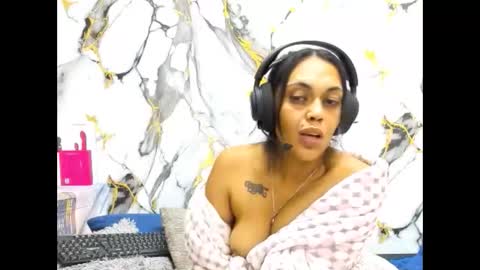 Snapshot of indiandesire4u69 chatting on 06.02.26 Lia online show from 06.02.26