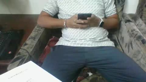 Snapshot of indianlover1433 chatting on 12.26.24 Indian lover online show from 12.26.24