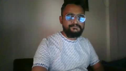 Snapshot of indianlover1433 chatting on 01.10.25 Indian lover online show from 01.10.25