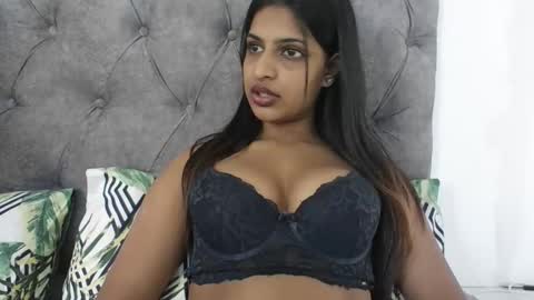 Snapshot of indianpandora chatting on 10.18.25 indianpandora online show from 10.18.25