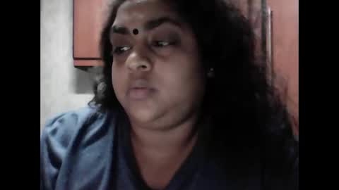 Snapshot of indianpooja1027 chatting on 10.10.25 indianpooja1027 online show from 10.10.25