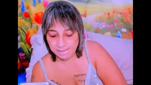 indianroxy27 online show from 02.15.26