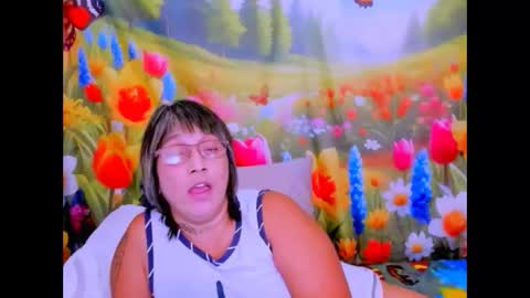 Snapshot of indianroxy27 chatting on 04.28.26 indianroxy27 online show from 04.28.26