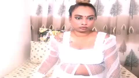 Snapshot of indiansecretlove20 chatting on 01.20.25 goddess online show from 01.20.25