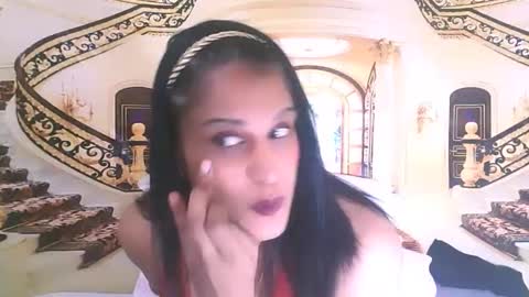 Snapshot of indiansexysmyle chatting on 09.17.25 Azi online show from 09.17.25