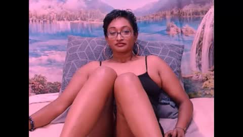 Snapshot of indianspicy69 chatting on 01.18.25 Shreya online show from 01.18.25