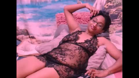 Snapshot of indianspicy69 chatting on 02.01.25 Shreya online show from 02.01.25