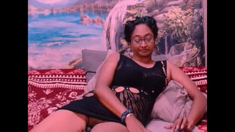 Snapshot of indianspicy69 chatting on 02.07.25 Shreya online show from 02.07.25