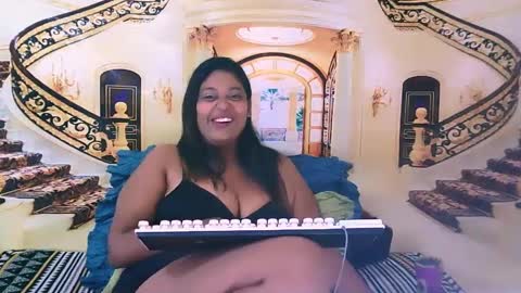 Snapshot of indianyummy chatting on 02.18.25 Kajol online show from 02.18.25