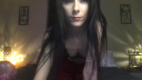 Snapshot of indigobay chatting on 02.12.25 Indigo Bay online show from 02.12.25