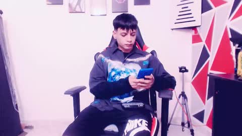 Snapshot of indomitablebeast chatting on 09.08.25 matias online show from 09.08.25