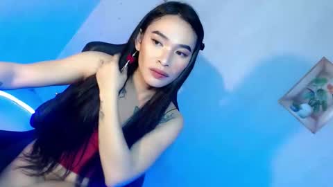 Snapshot of indra_mae chatting on 04.10.26 Mae online show from 04.10.26
