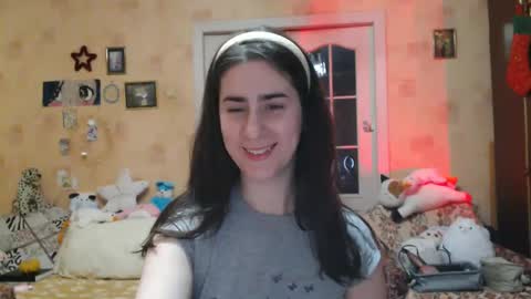 Snapshot of inelika chatting on 01.08.25 Inna online show from 01.08.25