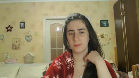 Snapshot of inelika chatting on 10.27.25 Inna online show from 10.27.25