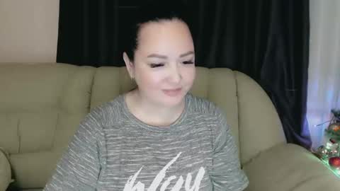 Snapshot of infinity_loveliness chatting on 01.02.25 Infinity online show from 01.02.25