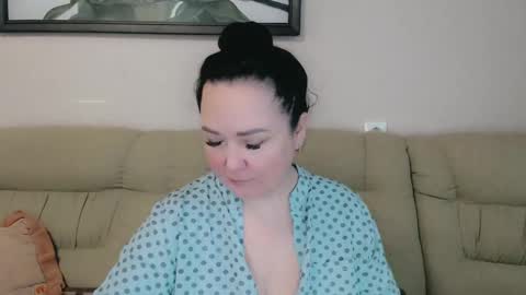 Snapshot of infinity_loveliness chatting on 02.03.25 Infinity online show from 02.03.25