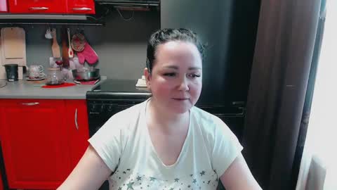 Snapshot of infinity_loveliness chatting on 02.11.25 Infinity online show from 02.11.25