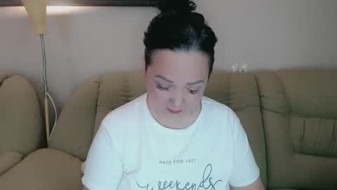 Snapshot of infinity_loveliness chatting on 10.17.25 Infinity online show from 10.17.25