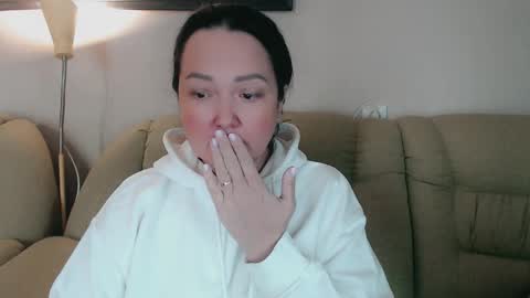 Snapshot of infinity_loveliness chatting on 10.21.25 Infinity online show from 10.21.25