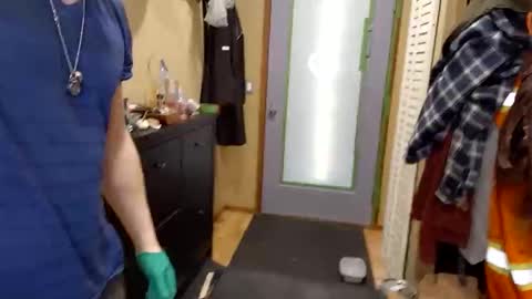 Snapshot of info_chat chatting on 12.14.25 sir. Grummps online show from 12.14.25