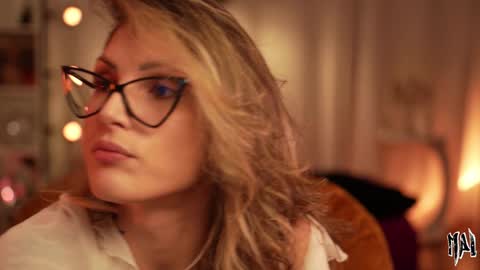 Snapshot of informal_ chatting on 02.27.26 MAL --- online show from 02.27.26