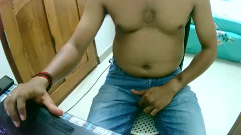 Inglorious Hairy Uncut online show from 01.30.25