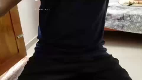 Inglorious Hairy Uncut online show from 10.08.25