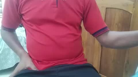 Inglorious Hairy Uncut online show from 10.15.25