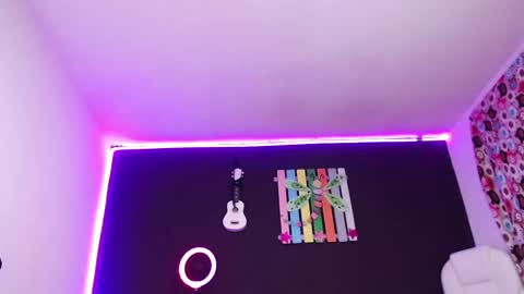 Ingrid Zese online show from 09.11.25