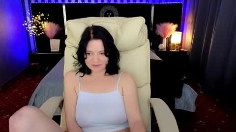 ingrit_tass online show from 04.13.26