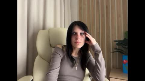 Snapshot of injaathome chatting on 04.25.26 InjaAtHome online show from 04.25.26