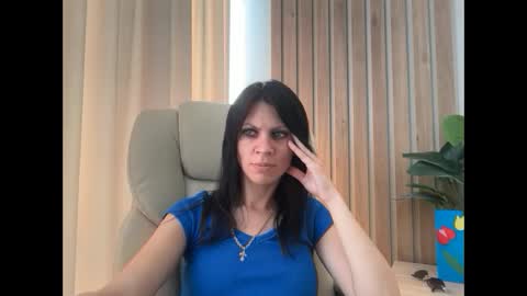 Snapshot of injaathome chatting on 05.16.26 InjaAtHome online show from 05.16.26
