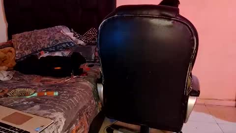 Snapshot of inkedsinners chatting on 10.12.25 inkedsinners online show from 10.12.25