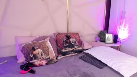 Indra online show from 03.19.26