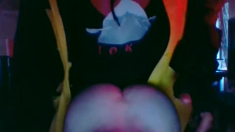 inner_crack online show from 12.19.24